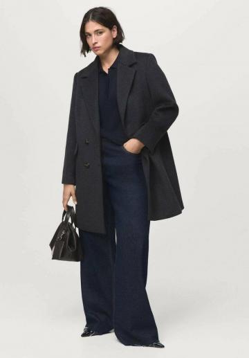 Короткое пальто