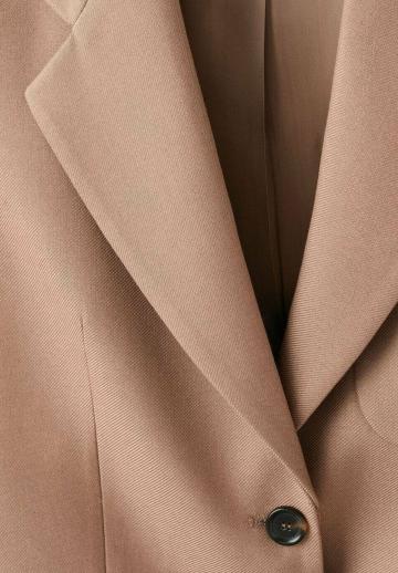 Короткое пальто