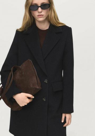 Короткое пальто