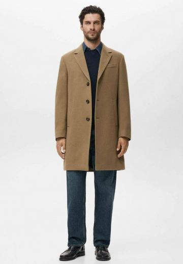 Короткое пальто