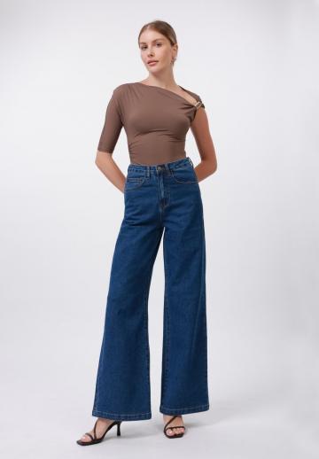 Клешеные джинсы