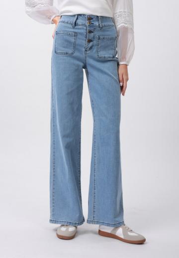 Клешеные джинсы