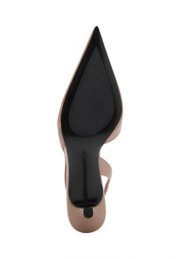 Туфли на высоком каблуке