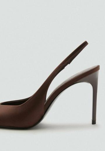 Туфли на высоком каблуке