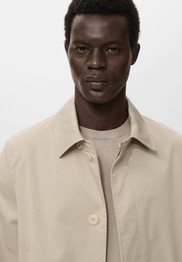 Короткое пальто