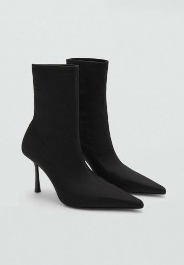 Полусапожки на высоком каблуке