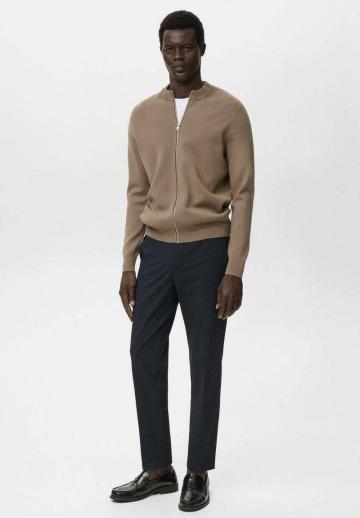 Вязаная кофта