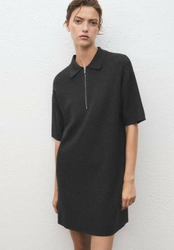 Вязаное платье