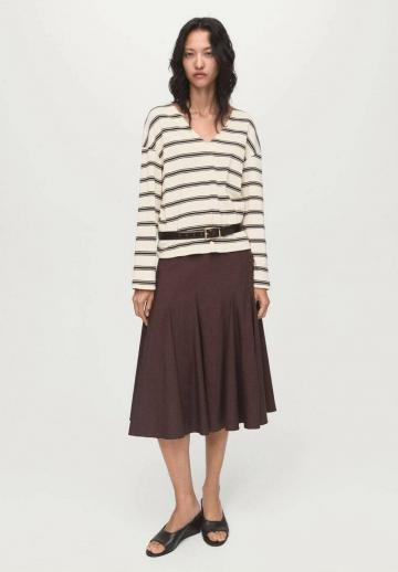 Пуловер в полоску