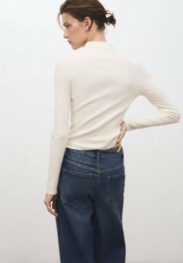 Пуловер с воротником поло