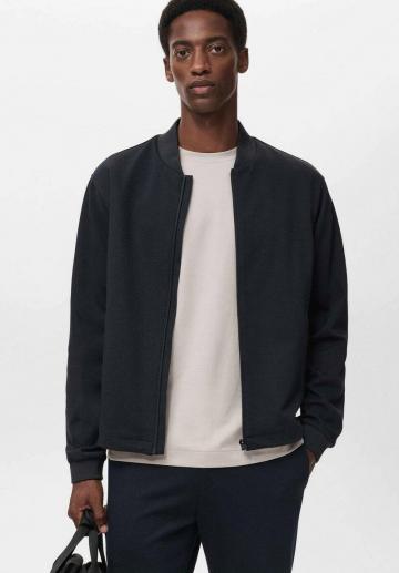 Куртка бомбер