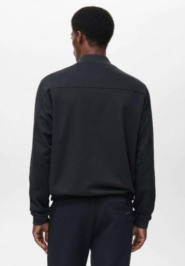 Куртка бомбер