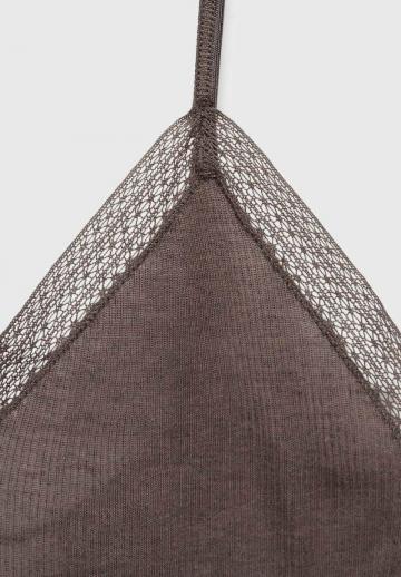 Топ на бретельках