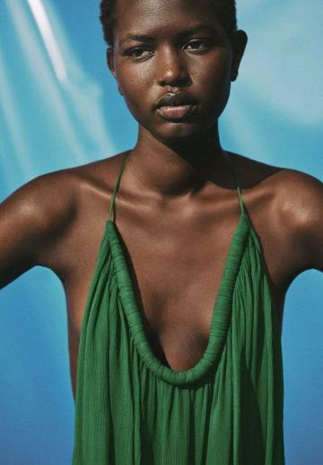 Топ на бретельках