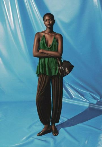 Топ на бретельках