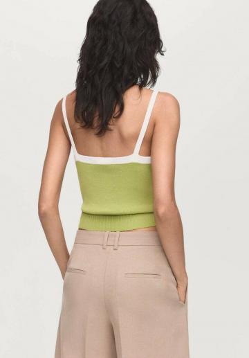 Топ на бретельках