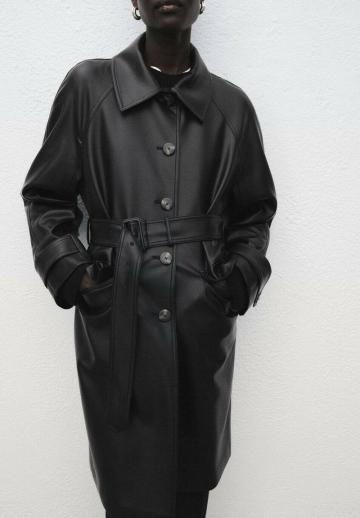 Пальто из искусственной кожи