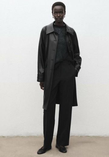 Пальто из искусственной кожи