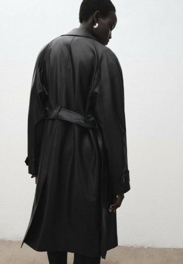 Пальто из искусственной кожи