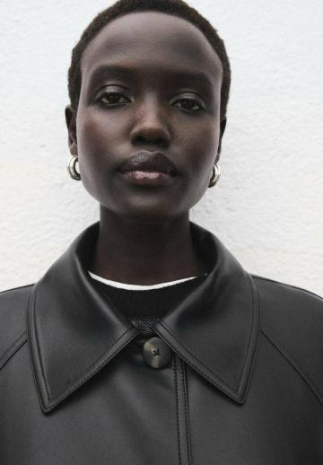 Пальто из искусственной кожи