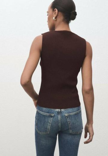 Джинсовая жилетка