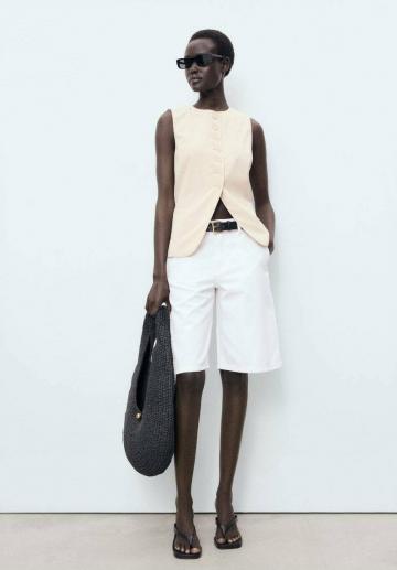 Джинсовая жилетка