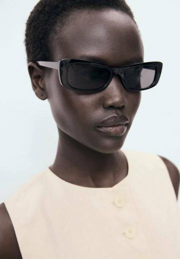 Джинсовая жилетка