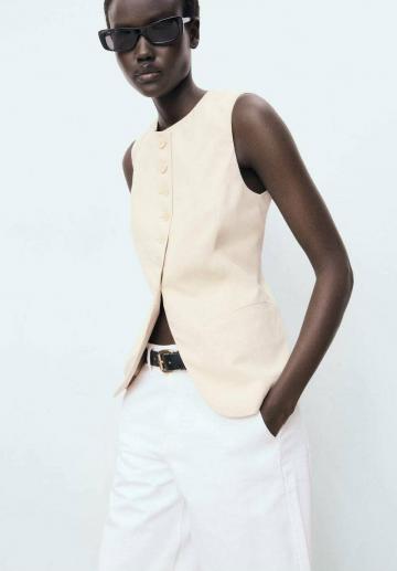 Джинсовая жилетка