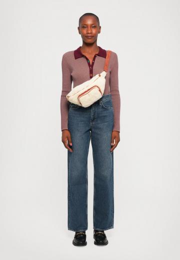 Сумка на пояс