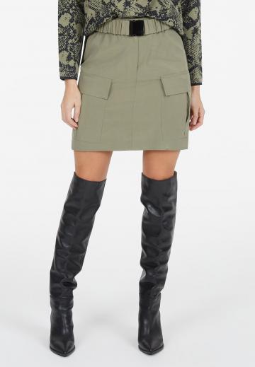 Юбка с накладными карманами