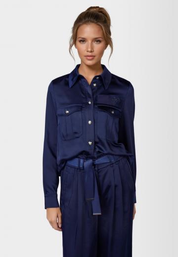 Атласная блузка