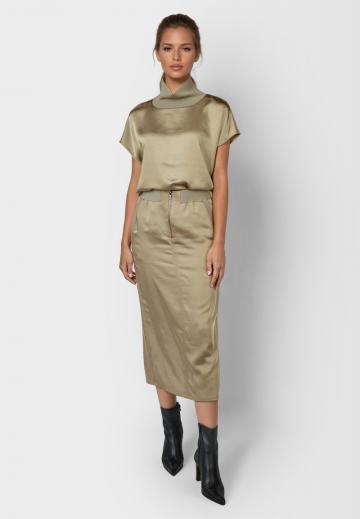 Атласная блузка