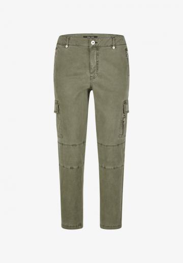 Брюки с накладными карманами