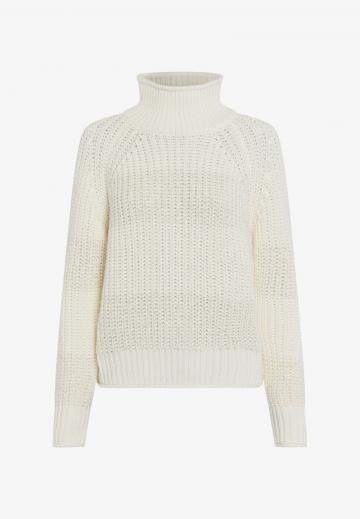 Пуловер в полоску