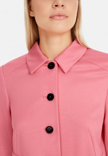 Короткая куртка