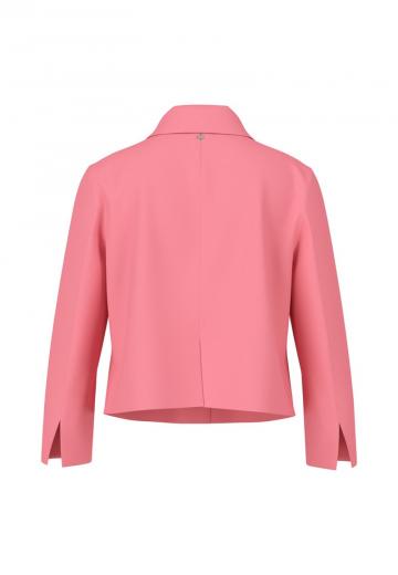 Короткая куртка