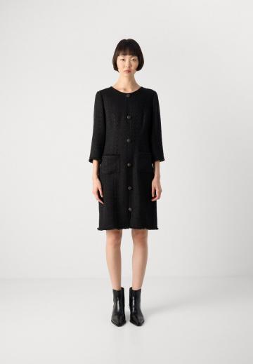 Платье футляр