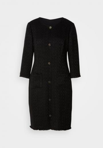 Платье футляр