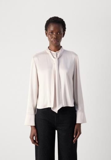 Атласная блузка