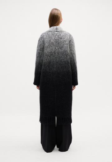 Шерстяное пальто