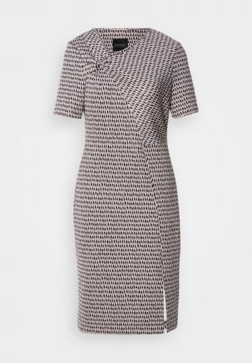 Платье футляр