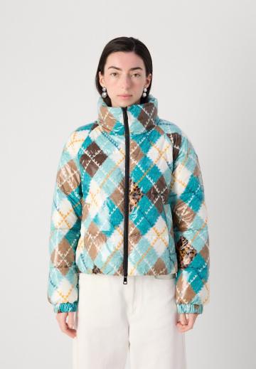 Зимняя куртка