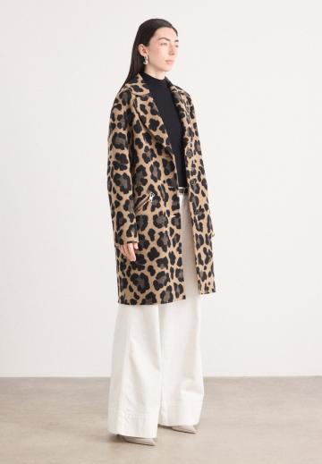 Шерстяное пальто