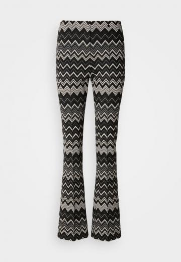 Прямые брюки