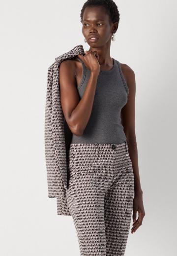 Узкие брюки