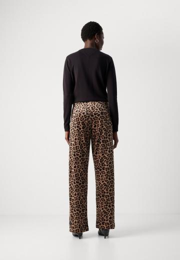 Прямые брюки