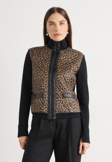 Вязаная кофта