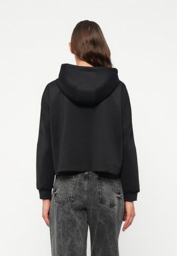 Пуловер с капюшоном