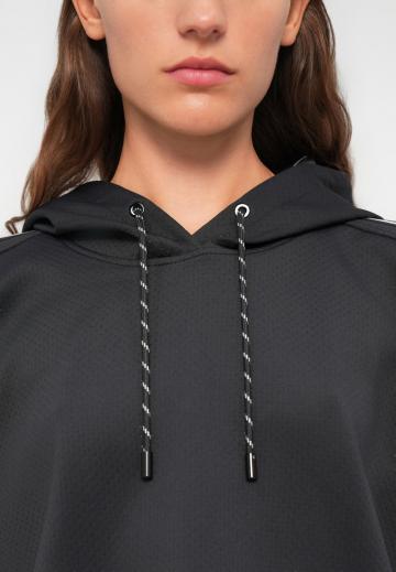 Пуловер с капюшоном