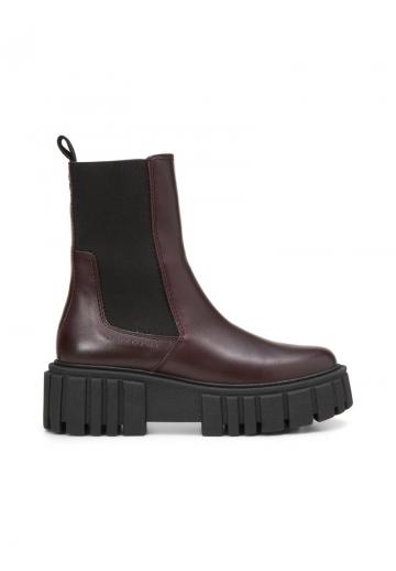 Сапожки на танкетке